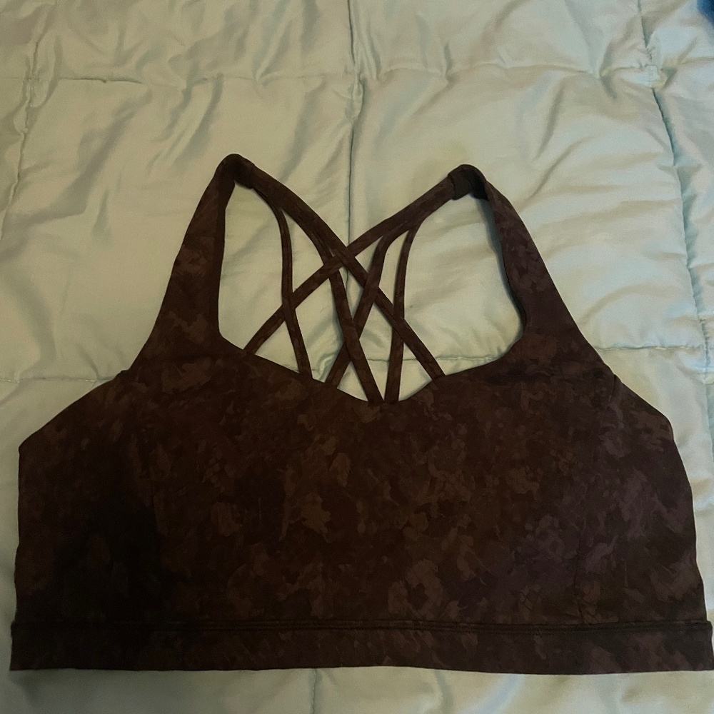 Black camo Lululemon Energy bra